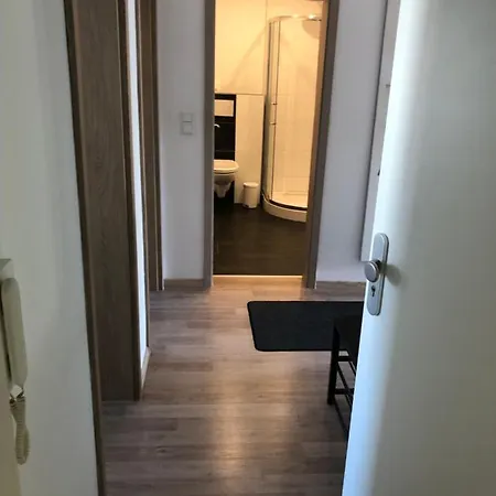 3zimmerwohnung Mit 58m2 Und Gutem Internet Apartman
